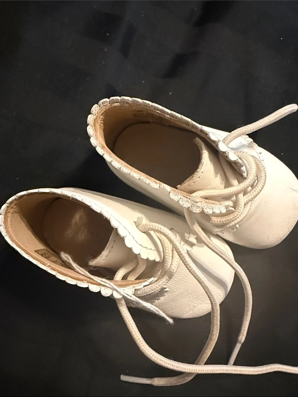 Elephantito Scalloped Bootie - White Baby Lace-Up Shoes